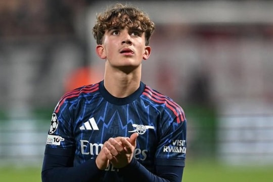 Arteta khen Max Dowman 15 tuổi phá kỷ lục Champions League