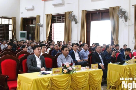 Đại biểu Hội đồng nhân dân tỉnh tiếp xúc cử tri các xã, phường