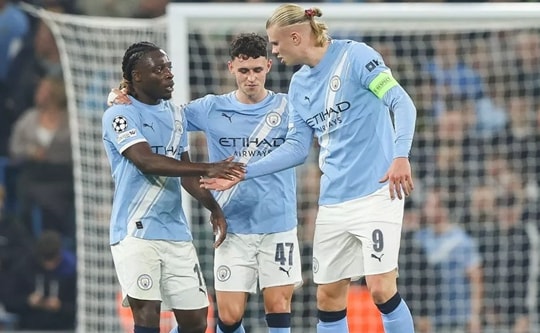 Man City thắng Dortmund 4-1, gửi cảnh báo tới Liverpool