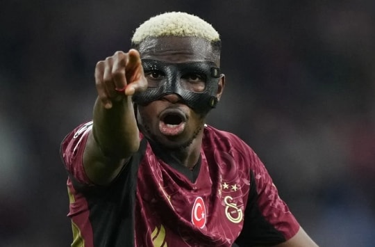 Osimhen ghi 6 bàn Champions League, Man United tiếc nuối