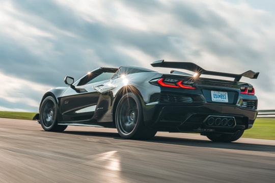 Chevrolet Corvette C8: Tremec ra hộp số tay 6 cấp tương thích