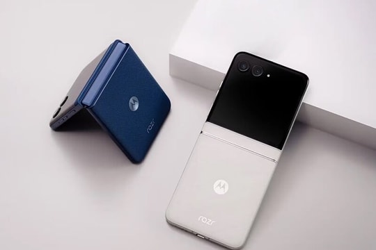 Motorola Razr 60 ra mắt: Màn hình 3000 nit, giá cạnh tranh