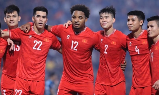 Xuân Son trở lại tuyển Việt Nam; Trần Thành Trung lỡ hẹn