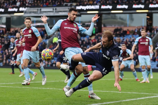 Nhận định, dự đoán West Ham vs Burnley: Quân bài tẩy vào phút cuối