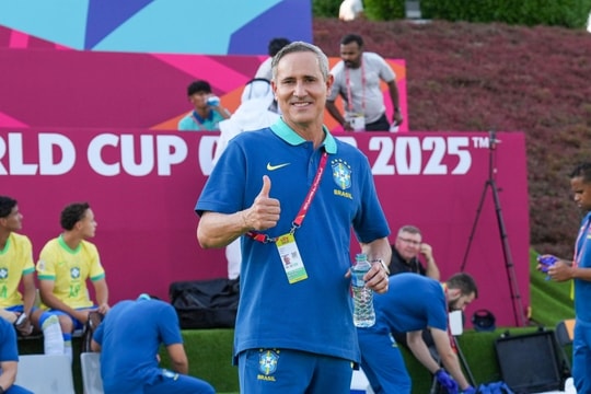 U17 Brazil 4-0 Indonesia, HLV Patetuci: Hiệp một rất khó