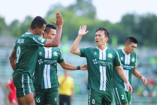 Minh Vương bùng nổ ở Đồng Nai nhưng lỡ hẹn ĐT Việt Nam