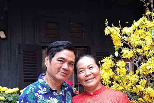 Nghệ sĩ Mai Trần: Giải nghệ vì đột quỵ, phụ vợ bán hàng online