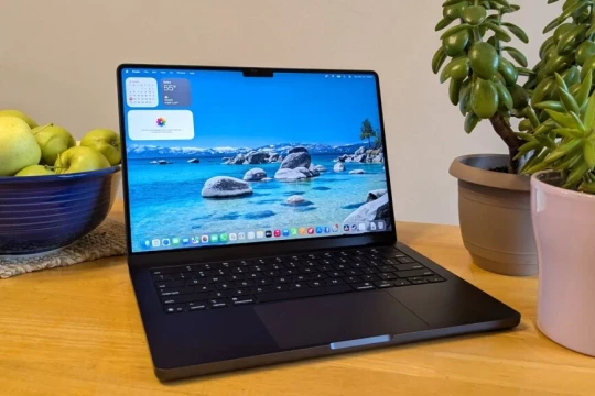 So sánh MacBook Pro M5 và M4: Bước nhảy vọt về AI và đồ họa
