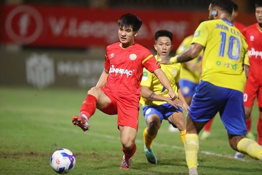 Trẻ PVF-CAND trả giá vì sai lầm; Nhiều cầu thủ vắng mặt đại chiến Tottenham - MU