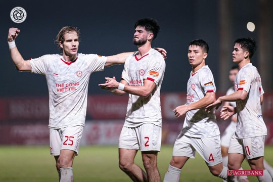 Thể Công Viettel hòa 2-2 PVF-CAND: Popov nói về Damian Vũ