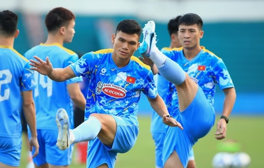 Xuân Mạnh nói tuyển Việt Nam đặt mục tiêu thắng Lào