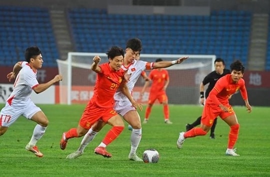 U22 Việt Nam thắng U22 Trung Quốc 1-0, Kim Sang-sik quyết thắng Lào