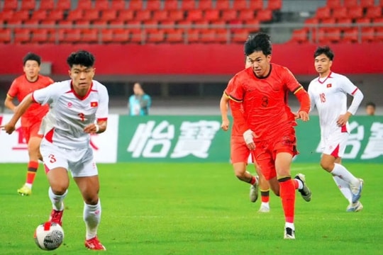 U22 Việt Nam thắng U22 Trung Quốc, lộ nhiều vấn đề