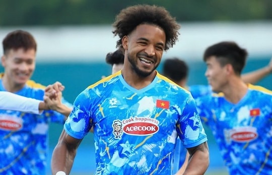 Xuân Son trở lại, tuyển Việt Nam tìm cú hích trước Lào