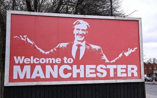 Man Utd đại tu: 450 người rời, dữ liệu dẫn đường mạnh mẽ