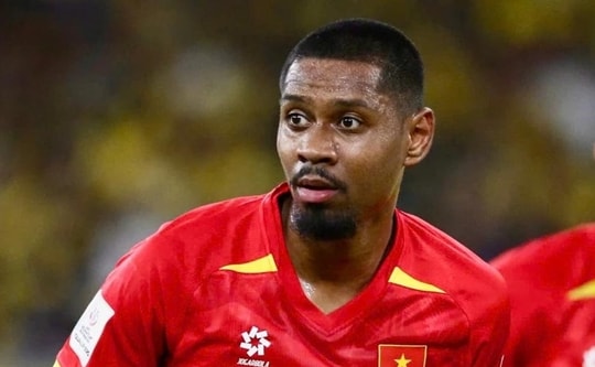 Tuyển Việt Nam với 3-4-3: đôi cánh ổn, chiều sâu mỏng