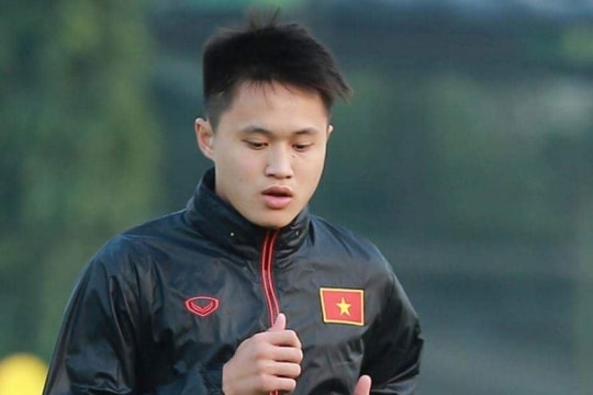 Gia Bảo khen Nguyễn Xuân Son, kể chuyện nhận tin lên tuyển