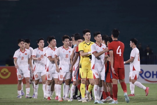 HLV Kim Sang Sik tạm chia tay ĐT Việt Nam, hội quân U22