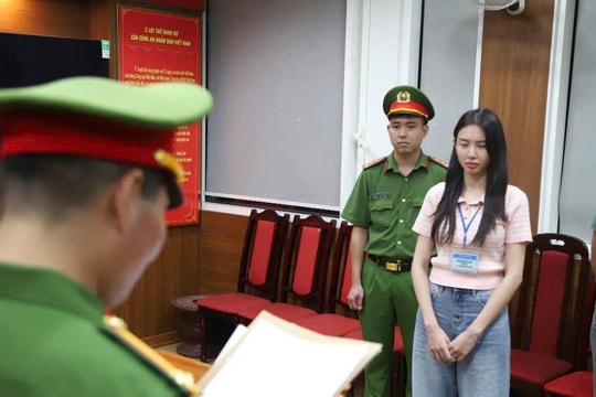 Hôm nay, hoa hậu Thùy Tiên, Hằng Du Mục, Quang Linh Vlogs hầu tòa vụ 'kẹo Kera'