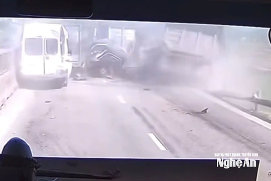 Tai nạn liên hoàn trên cao tốc, CSGT phân luồng phương tiện xuống các nút giao Diễn Châu và Quỳnh Lưu