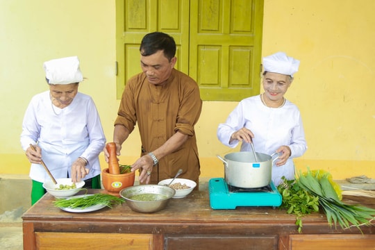 Giữ hồn quê qua những món ăn dân dã