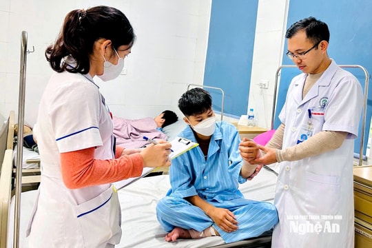 ‘Kỳ tích’ nối lại bàn tay đứt lìa sau mốc ‘giờ vàng’ tại Bệnh viện Chấn thương - Chỉnh hình Nghệ An