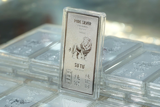 Giá bạc hôm nay 20/11/2025: Bạc Phú Quý và thế giới cùng giảm