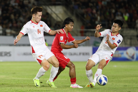 ĐT Việt Nam thắng Lào 2-0, hàng công bị chê hiệu quả