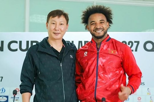 Việt Nam 2-0 Lào: HLV Kim Sang-sik nói chưa đạt yêu cầu