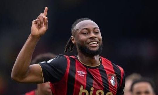 Man United cân nhắc Antoine Semenyo cho tháng Giêng