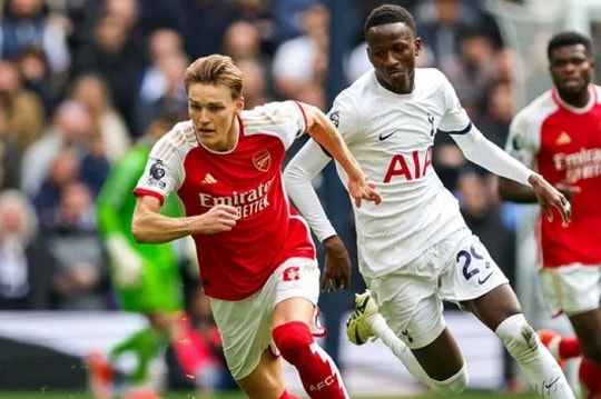 Derby Bắc London: Phép thử của Arsenal, thời cơ Tottenham