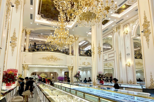 Giá vàng chốt tuần chiều nay 22/11/2025: Bảng giá vàng trong nước, thế giới