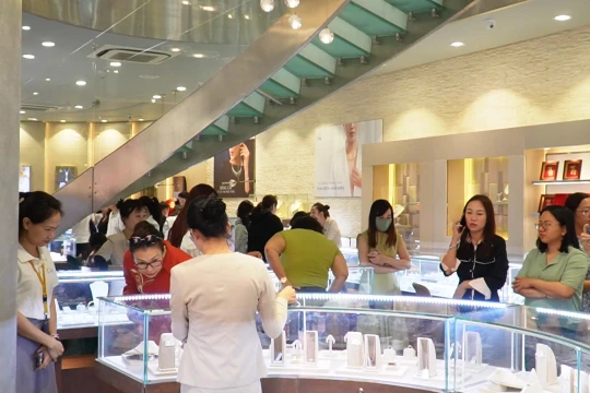 Giá vàng hôm nay 24/11/2025: Bảng giá vàng trong nước, thế giới