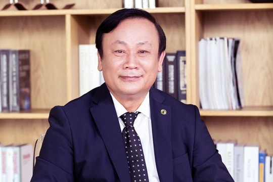Tiến sĩ Huỳnh Bá Lân: Từ giảng viên Toán đến chủ tịch tập đoàn