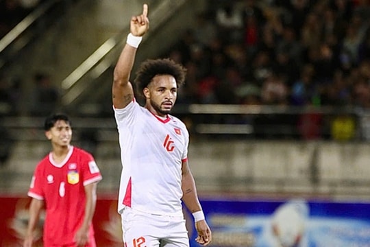 Nguyễn Xuân Son 8 bàn/6 trận: điểm tựa trước Malaysia