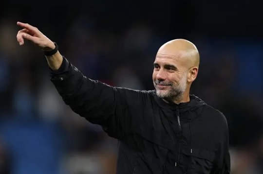 Guardiola nâng cấp Man City với hậu vệ cánh dâng cao