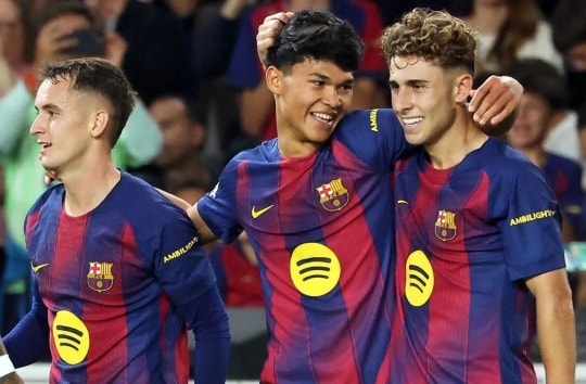 Barcelona bùng nổ lứa La Masia nối gót Yamal, Fermin
