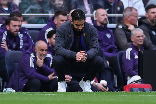 Man Utd lộ gót chân Achilles: 14 bàn thua hiệp hai