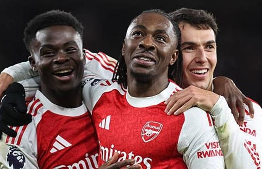 Arsenal dẫn đầu 6 điểm: nghịch lý chấn thương làm đòn bẩy