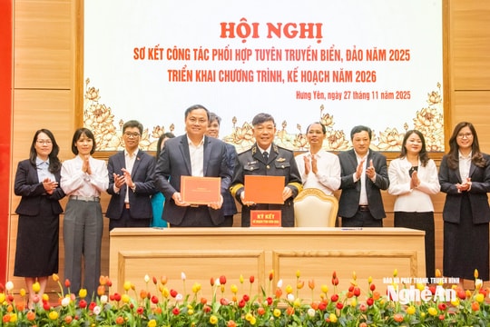 Tăng cường phối hợp tuyên truyền biển đảo giữa Vùng 1 Hải quân và các địa phương