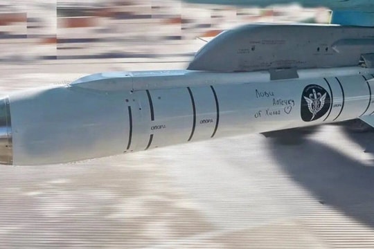 Kh-38ML: tên lửa không đối đất Mach 2,2, tầm 40 km