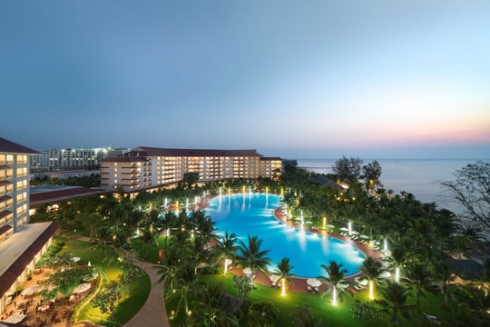 Phú Quốc: 7 nhà hàng Vinpearl view đẹp, giờ mở cửa