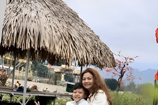 NSƯT Kiều Anh: Con trai giục lấy chồng nhưng 'cấm' sinh em bé