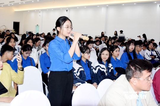 Phát động "Học sinh với lối sống xanh" ở Nghệ An