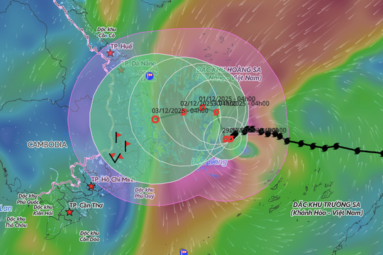 Bão số 15 suy yếu nhưng vẫn tiến gần Gia Lai