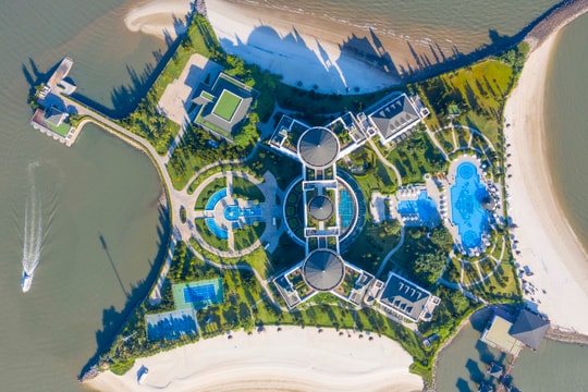 Hạ Long: ở Vinpearl Resort & Spa trên đảo Rều biệt lập