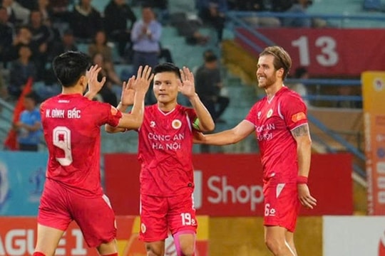 Chiến thắng của Công an Hà Nội trước đại diện Trung Quốc ở AFC Champions League; Neymar mạo hiểm sự nghiệp