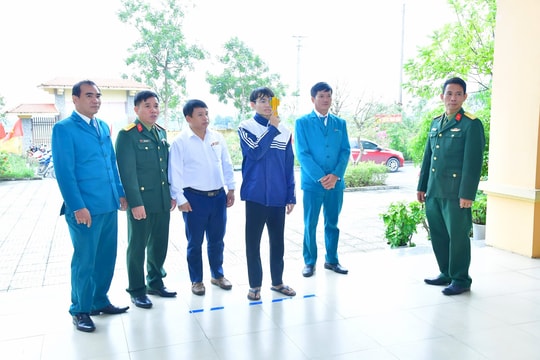 Cận trên 1.5 độ được tạm hoãn nghĩa vụ quân sự đến khi nào?