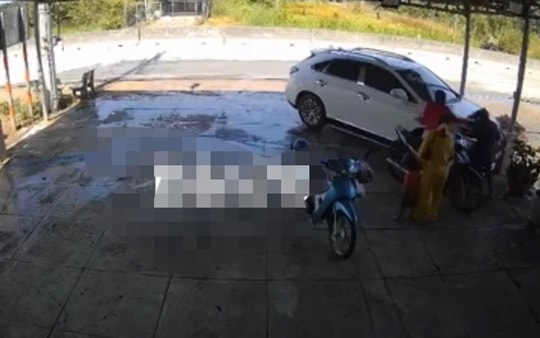 Bắt đối tượng dùng ô tô đâm thương vong nhiều người trong gia đình