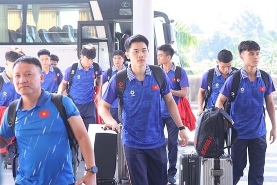 U22 Việt Nam lên đường dự SEA Games 33, quyết tâm HCV